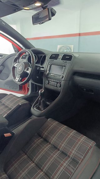 Volkswagen Golf 6 GTI 2010 2.0 TSI 210 cv