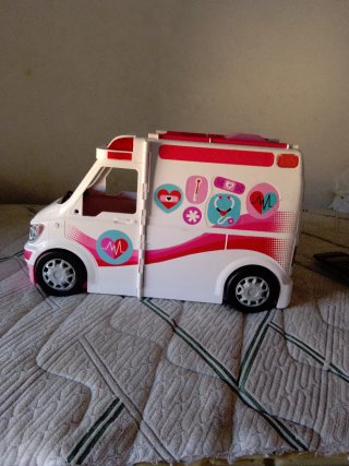 Ambulancia Barbie
