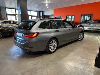 BMW SERIE 3 320e (2022)