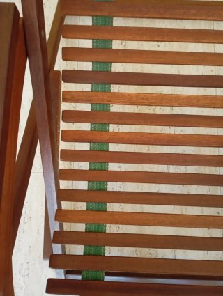 Hamaca de madera