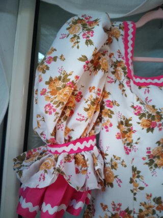 Vestido de flamenca floral rosa