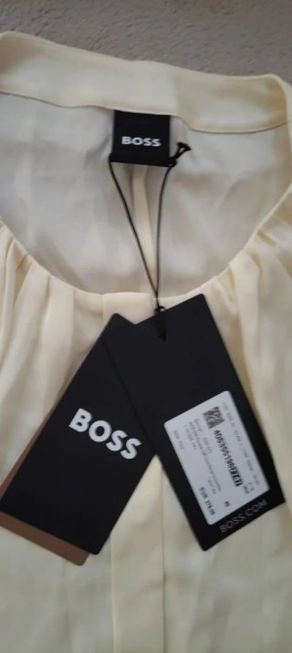 Blusa BOSS Seda Elegante Talla Nueva