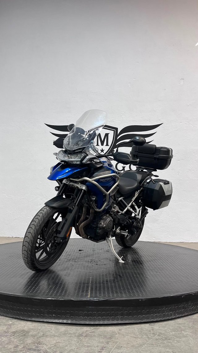 TRIUMPH Tiger 1200 GT  PRO (modelo actual) 2022