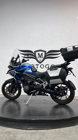 TRIUMPH Tiger 1200 GT  PRO (modelo actual) 2022