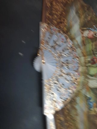 Precioso abanico pintado a mano