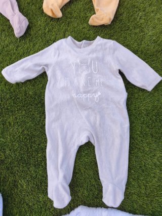 Lote 10 pijamas bebé 0-3 meses