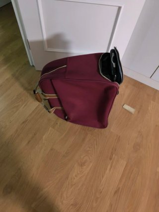 Bolso/macuto con ruedas Corinto a estrenar