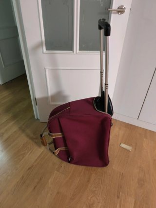 Bolso/macuto con ruedas Corinto a estrenar
