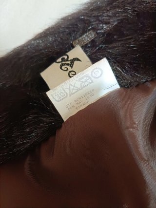 Abrigo de pelo marrón