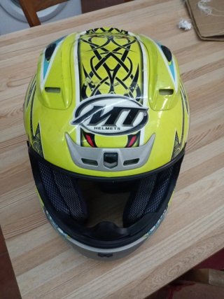 Casco de moto MT Helmets talla M