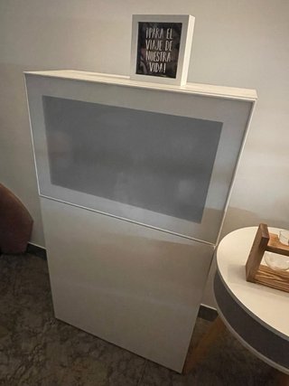 Mueble salón blanco y cristal