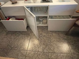 Mueble salón blanco y cristal