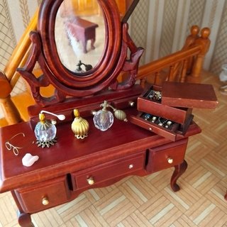 Casita de muñecas completa