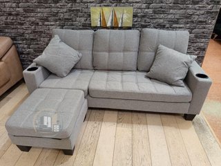 Sofá Kiger Gris con Puff Chaise Longue