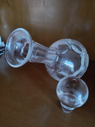 Caraffa in vetro decorata