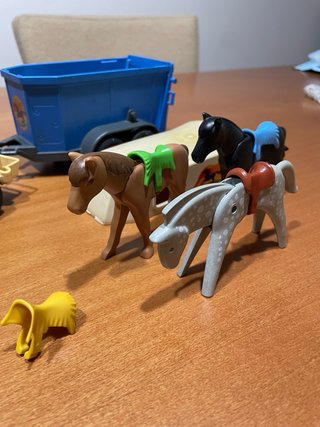 Playmobil Jeep con Remolque y Caballos