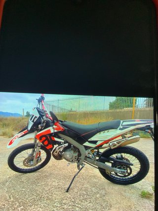 Aprilia RX 50 Enduro Roja y Blanca