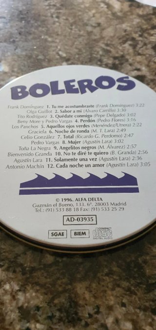 CD Boleros 12 Grandes Éxitos