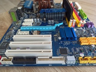Gigabyte EP-45 UD3R Placa Base Rarisima 775 Oclock