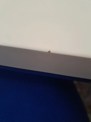 Escritorio y silla de diseño