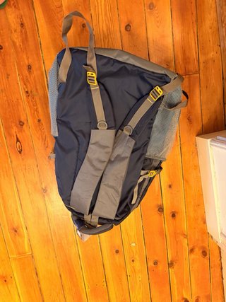 Mochila The North Face azul y gris
