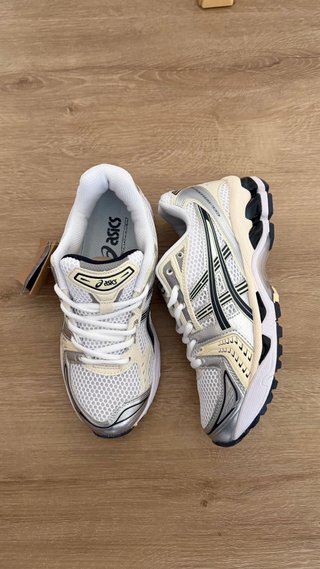 ASICS GEL-KAYANO 14 Blancas/Plata Nuevas