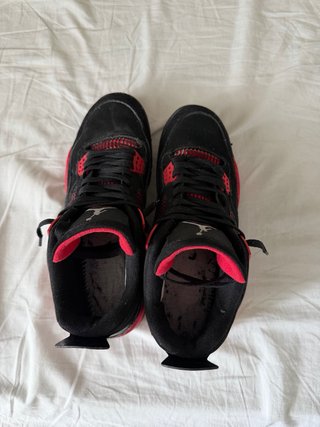Scarpe Jordan 4 nere e rosse