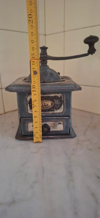 Molinillo Peugeot Frères de chapa azul antiguo