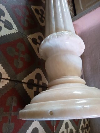 Peana/Columna de Piedra Blanca
