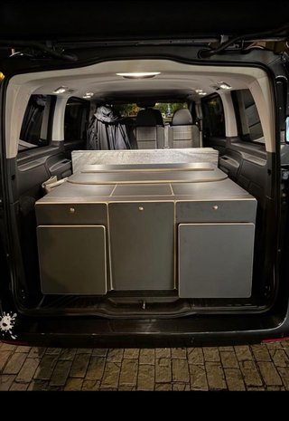 Mercedes-Benz Vito 116CDI AT 120kW Tourer Pro Larga