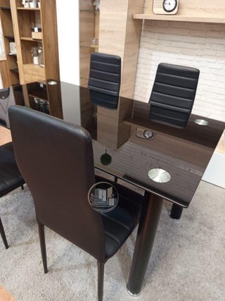 Mesa de cristal templado