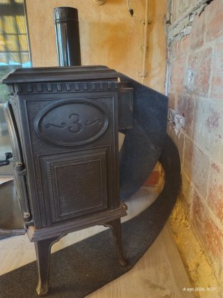 Estufa de gas Jotul negra fundición