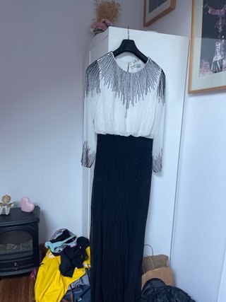 Vestido de fiesta con pedrería