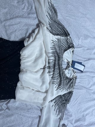 Vestido de fiesta con pedrería