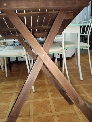 Conjunto mesa y sillas de madera teka y sillas