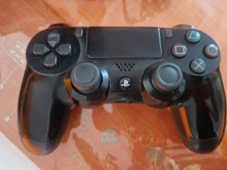 PlayStation 4 + 2 Giochi FIFA