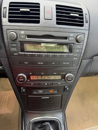 Toyota Avensis 2.2 D4D Executive