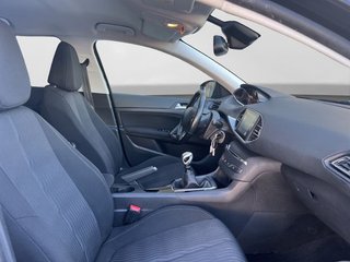 Peugeot 308 5p Active 1.6 BlueHDi 120