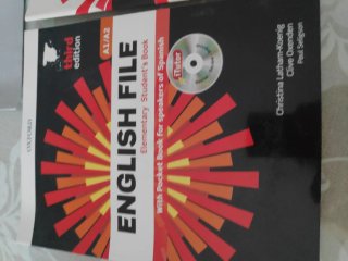 Tres libros de inglés( inglés File) con sus discos