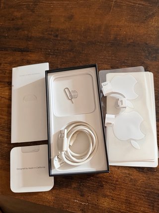 iPhone 13Pro Azul Sierra + Extras regalo(4 fundas)