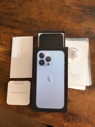 iPhone 13Pro Azul Sierra + Extras regalo(4 fundas)