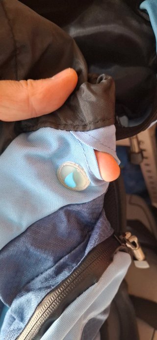 Mochila VANAHEIMR montaña azul y roja