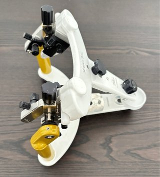 Ivoclar Stratos 300 + Arco Facial
