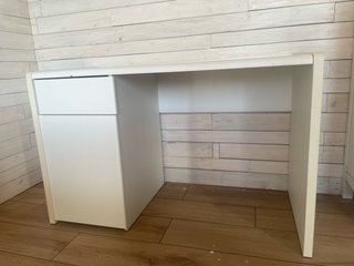 Escritorio blanco moderno