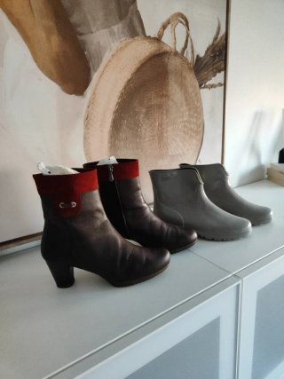 Pack botines marrones y grises