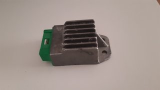 Regulador de corriente Derbi Atlantis 12v