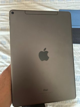 iPad Air 3ª Gen 64GB 4G + Accesorios