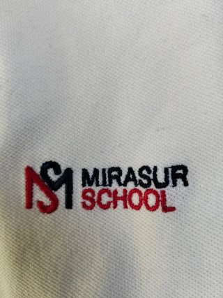 Lote Uniforme Colegio Mirasur. Talla 12.