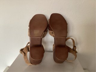 Sandalias Amor Amore Beige Talla 37