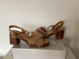 Sandalias Amor Amore Beige Talla 37